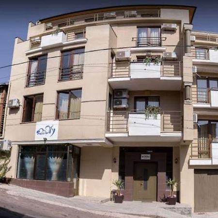 Sky Georgia Otel Tiflis Dış mekan fotoğraf