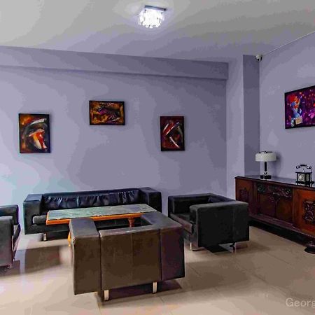 Sky Georgia Otel Tiflis Dış mekan fotoğraf