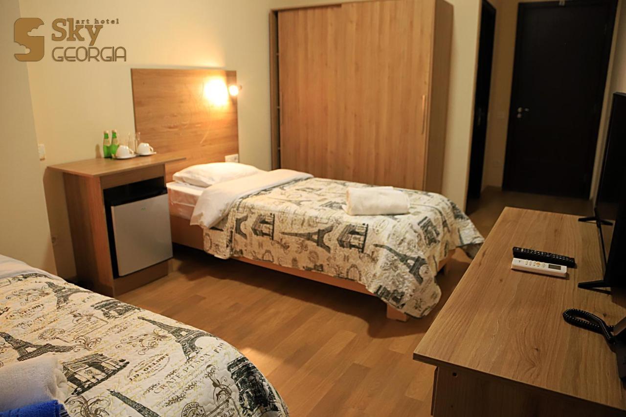 Sky Georgia Otel Tiflis Dış mekan fotoğraf