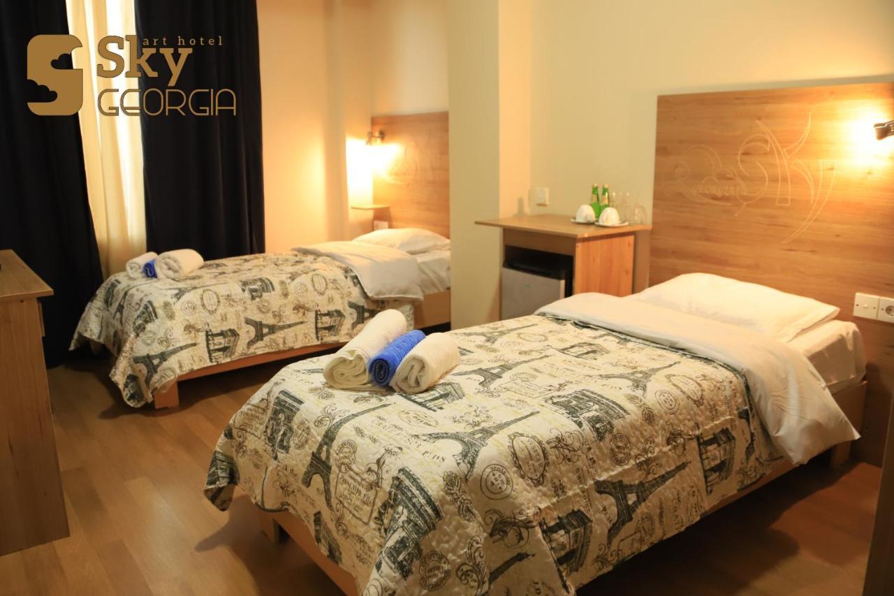 Sky Georgia Otel Tiflis Dış mekan fotoğraf