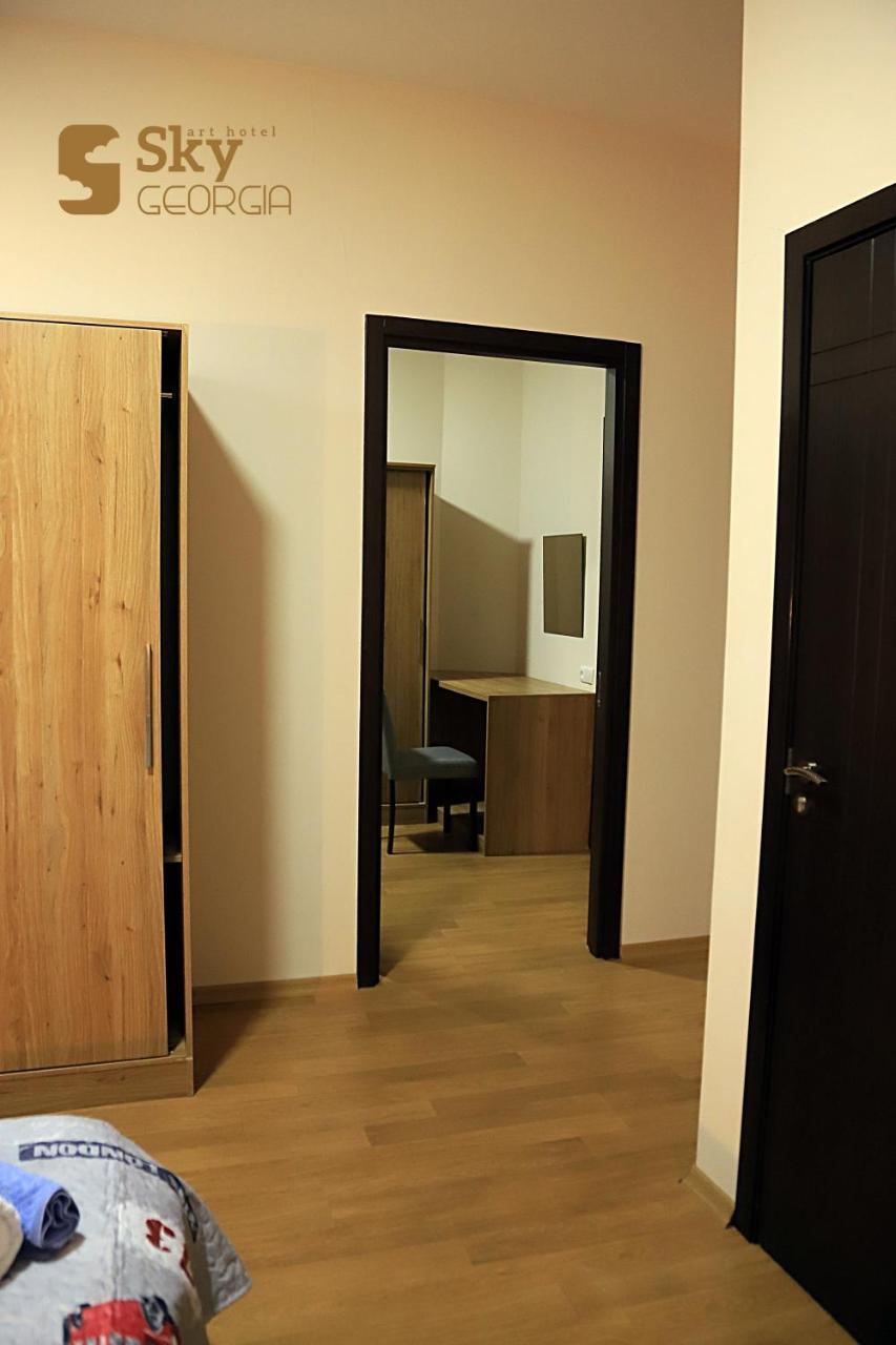 Sky Georgia Otel Tiflis Dış mekan fotoğraf
