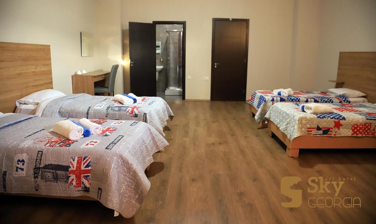 Sky Georgia Otel Tiflis Dış mekan fotoğraf