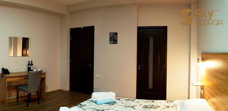 Sky Georgia Otel Tiflis Dış mekan fotoğraf