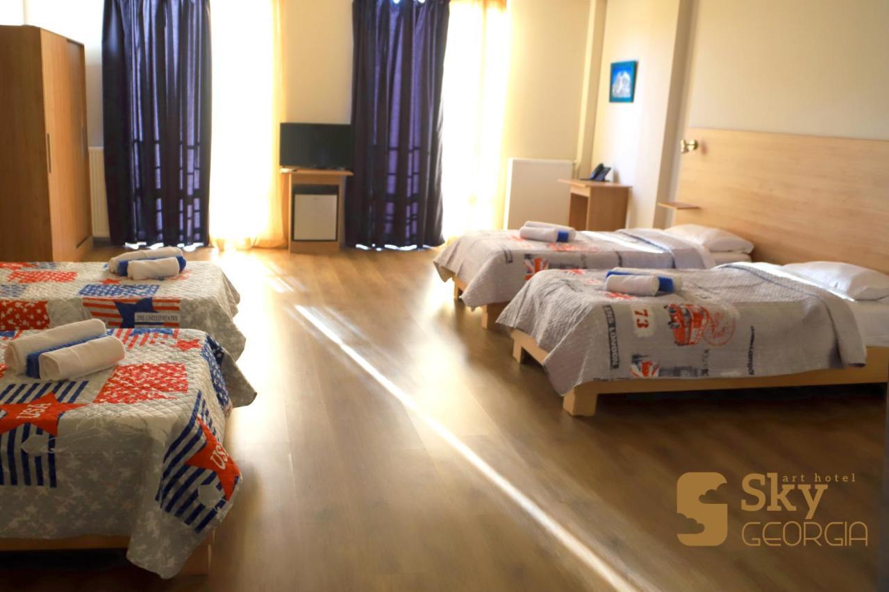 Sky Georgia Otel Tiflis Dış mekan fotoğraf