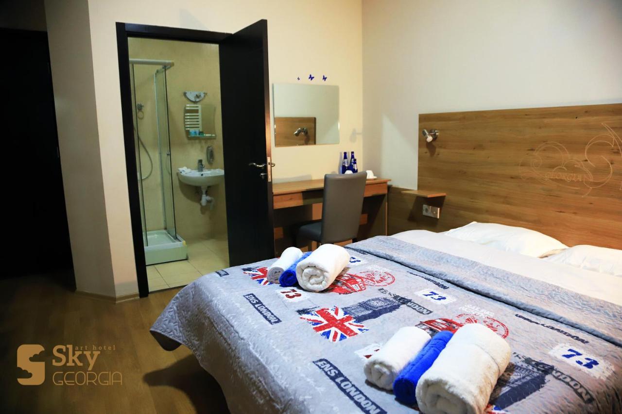 Sky Georgia Otel Tiflis Dış mekan fotoğraf