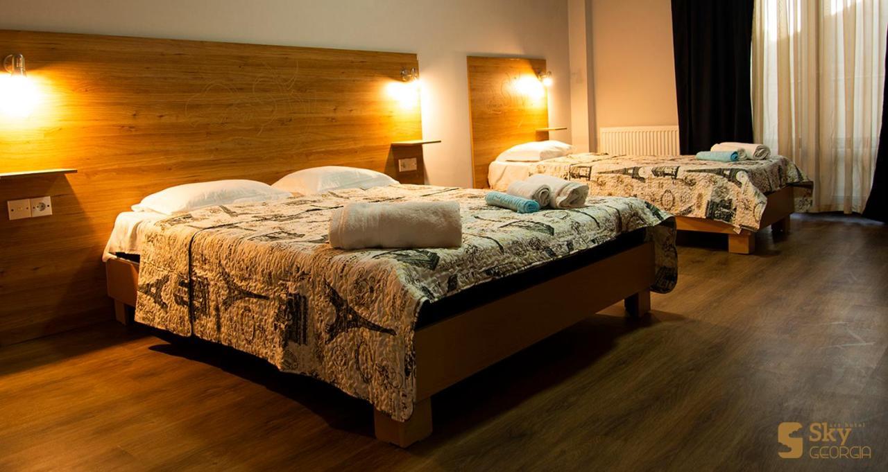 Sky Georgia Otel Tiflis Dış mekan fotoğraf