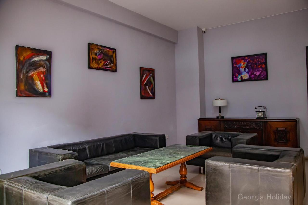 Sky Georgia Otel Tiflis Dış mekan fotoğraf